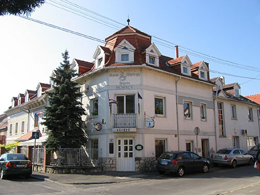 Szent Gyoergy Fogado Hotel Pecs Exterior photo